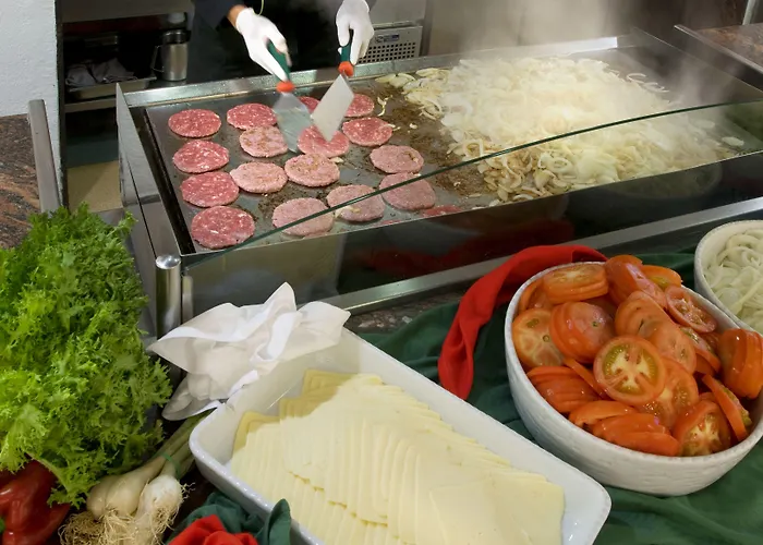 Ght Oasis Park & Готель Льорет-де-Мар