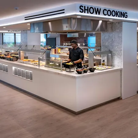 Ght Oasis Park & Hotel 4*