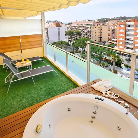 Ght Oasis Park & 4* Lloret de Mar