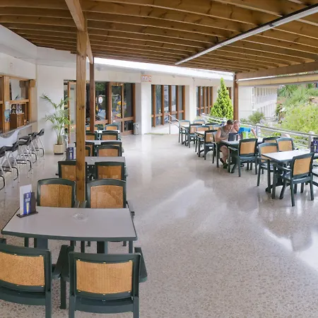 Ξενοδοχείο Ght Oasis Park & 4*