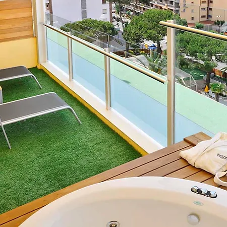 Ght Oasis Park &