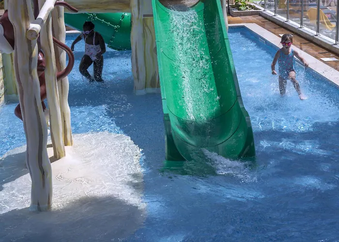 Ght Oasis Park & Lloret de Mar