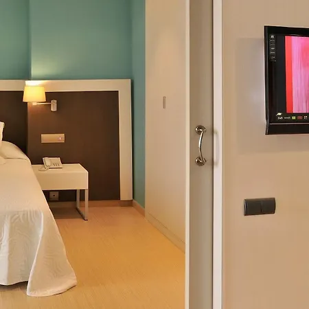 Ght Oasis Park & 4*