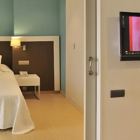 Ght Oasis Park & 4*